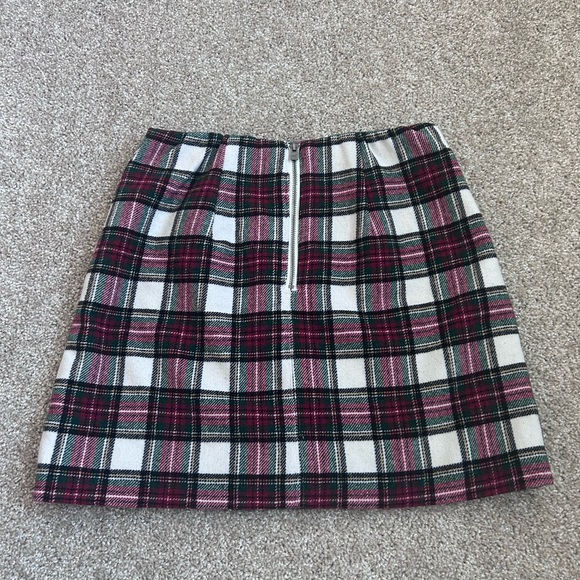 Hollister Ultra High Rise Red, White & Green Plaid Size XS Flannel A-Line Skirt - Picture 8 of 8